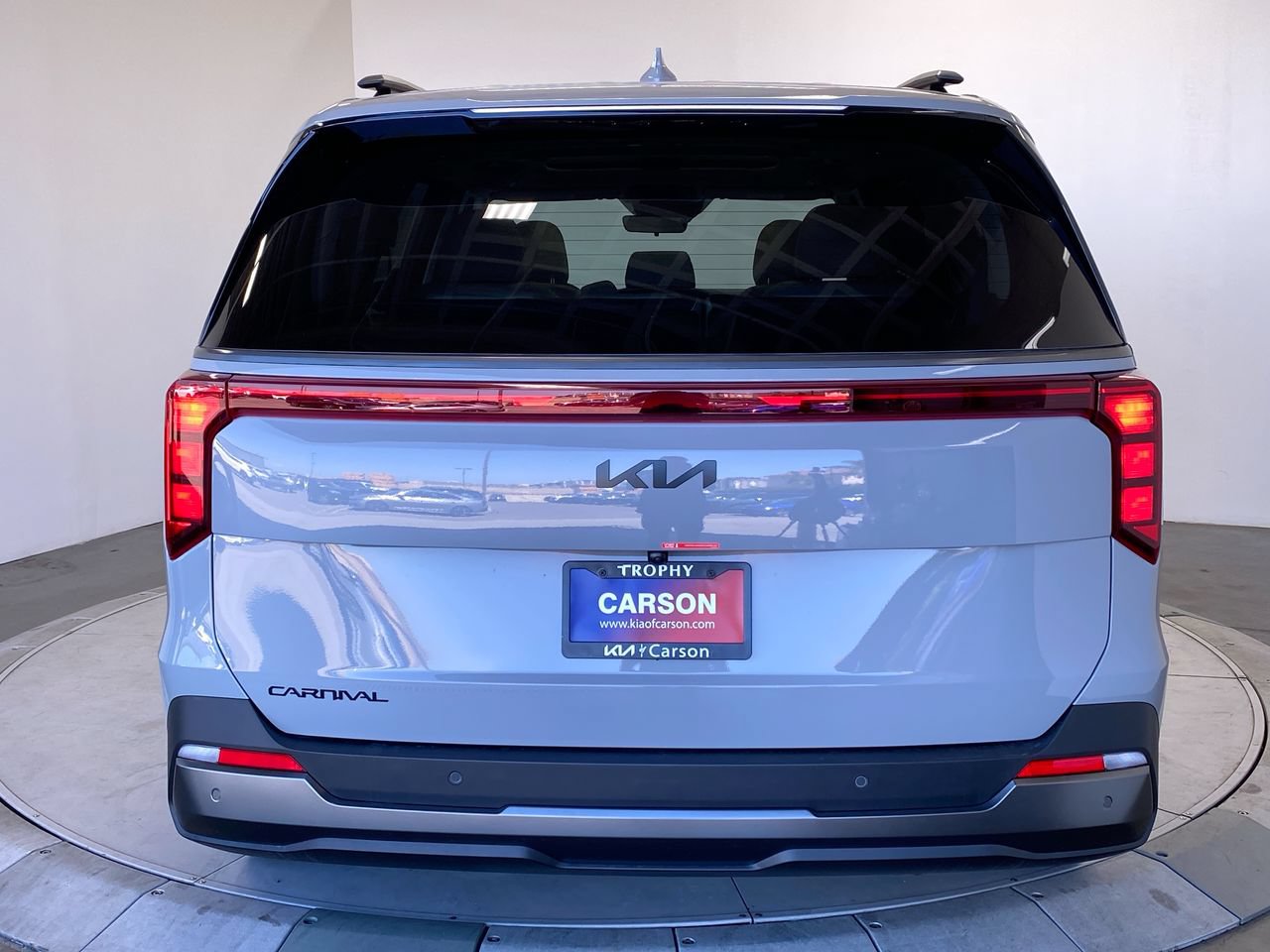 New 2027 Kia Carnival SX Van Passenger Van