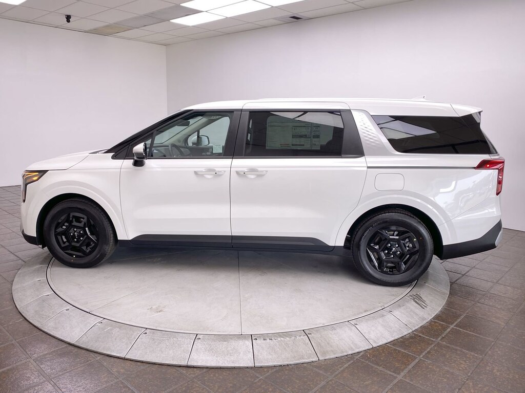 New 2026 Kia Carnival Van Passenger Van
