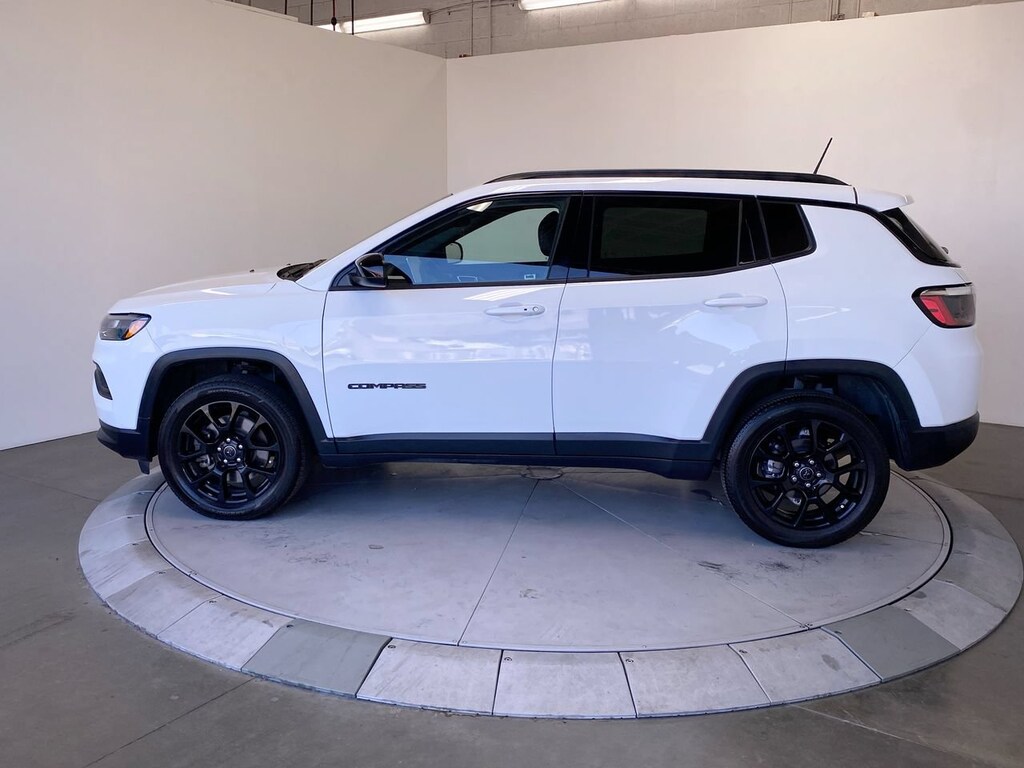 Used 2025 Jeep Compass Latitude Latitude 4x4