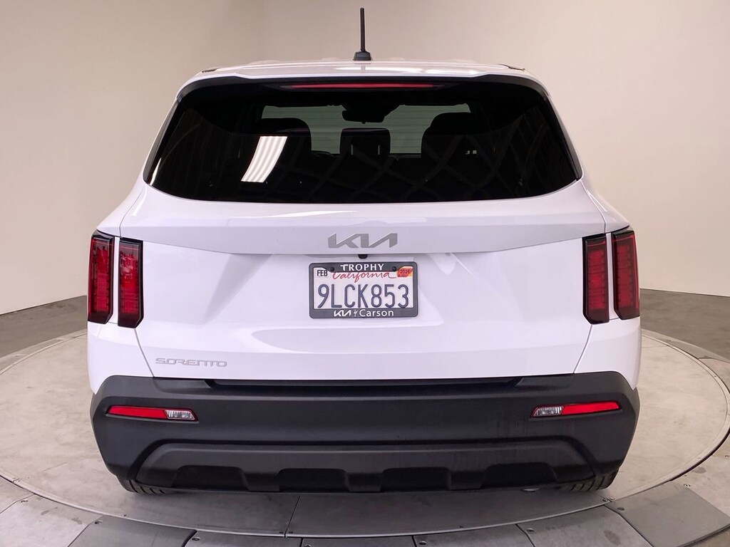 Certified 2023 Kia Sorento LX LX FWD