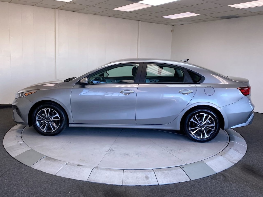 Certified 2024 Kia Forte LXS LXS IVT