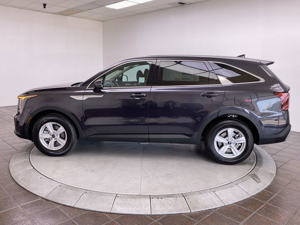 New 2026 Kia Sorento LX SUV