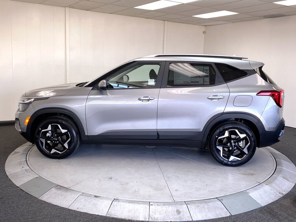 New 2026 Kia Seltos S SUV