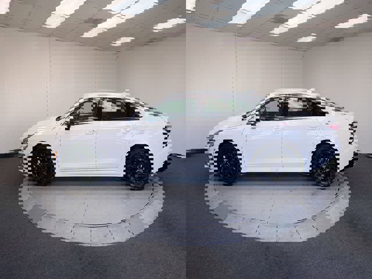 2025 Kia K5 LXS photo 2