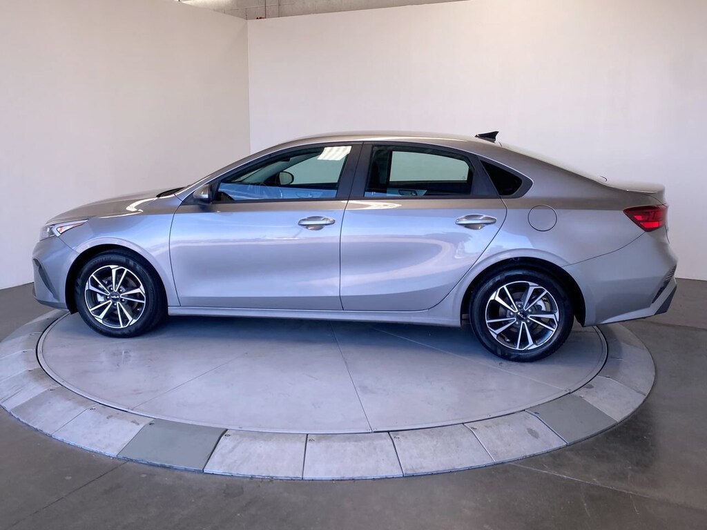 Certified 2023 Kia Forte LXS LXS IVT