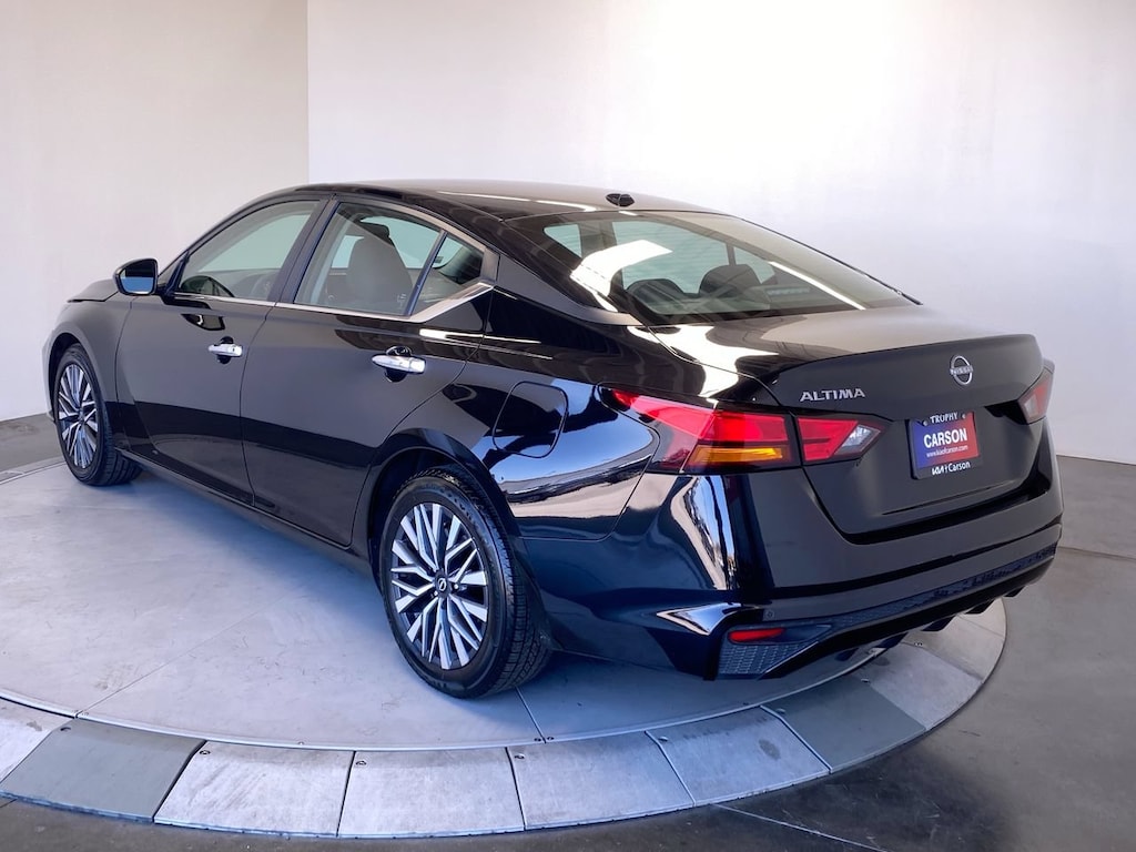 Used 2025 Nissan Altima SV SV FWD