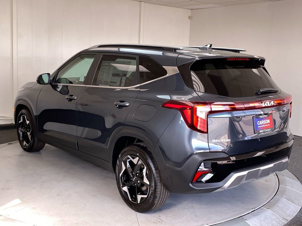 New 2026 Kia Seltos EX SUV