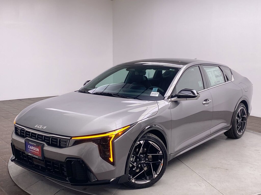 New 2026 Kia K4 GT-Line Sedan