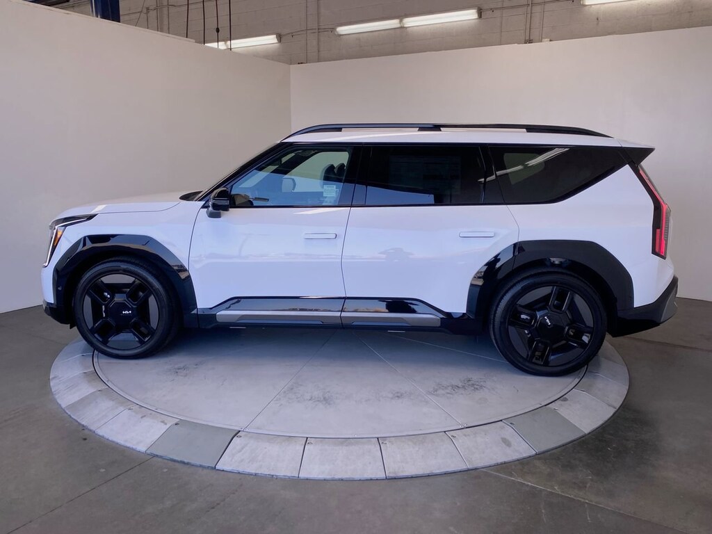 New 2026 Kia EV9 GT-Line SUV