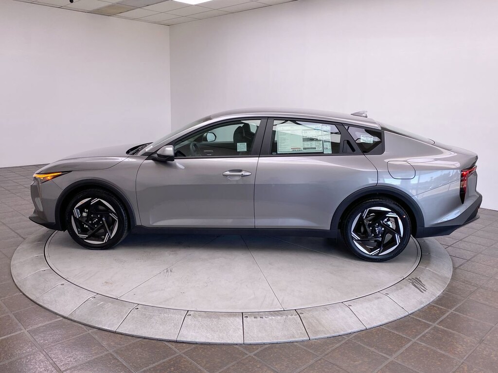 New 2025 Kia K4 EX Sedan