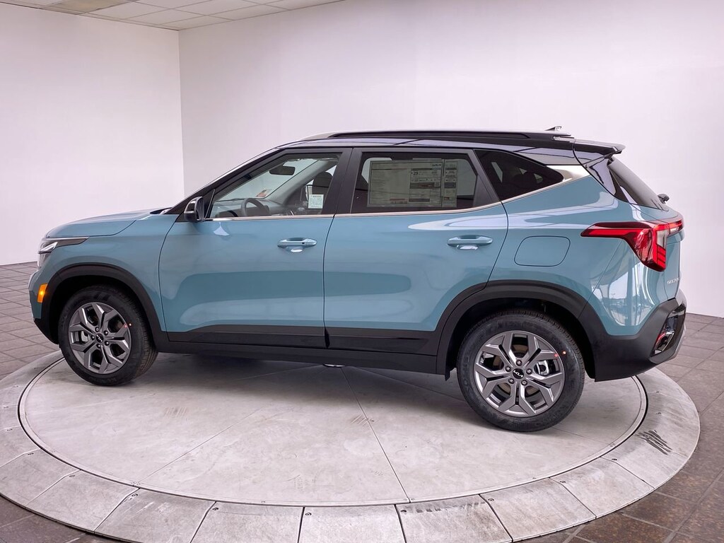 New 2026 Kia Seltos S SUV