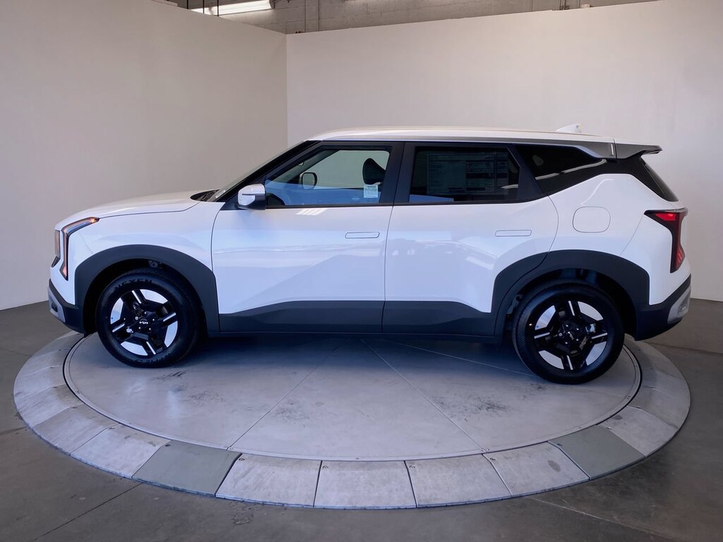 New 2027 Kia Seltos LX SUV