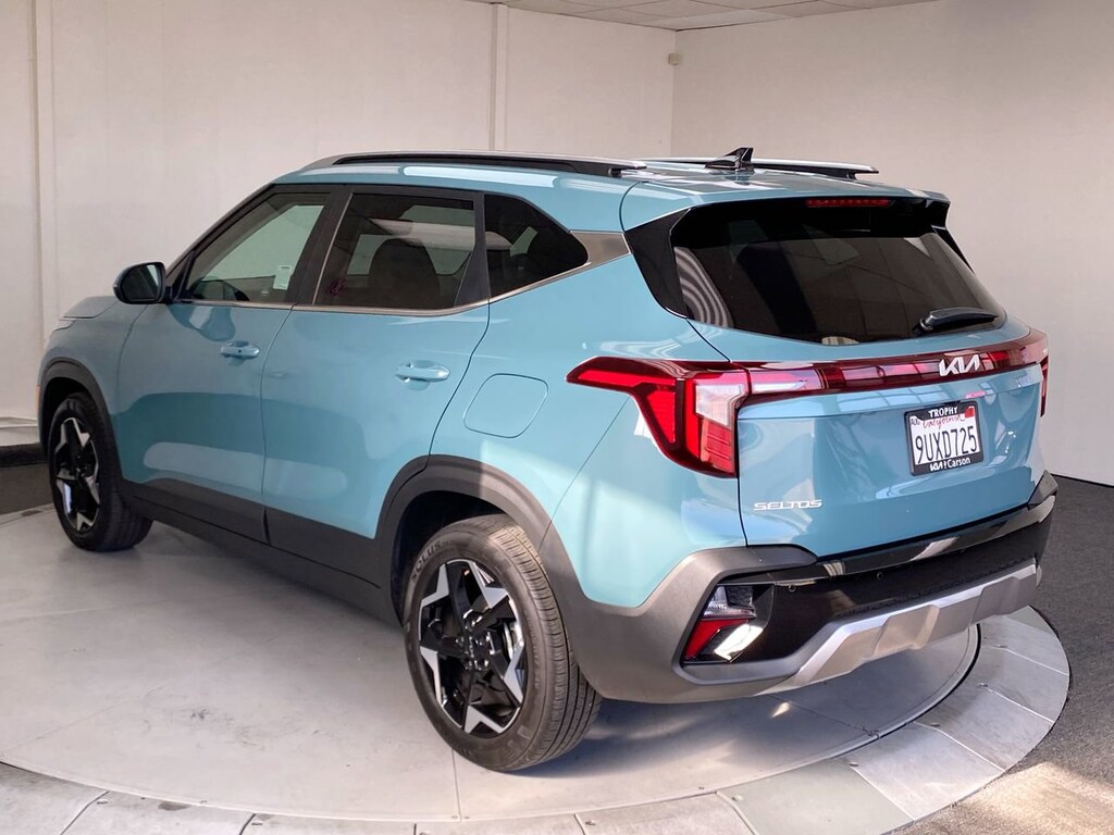 Certified 2025 Kia Seltos EX EX IVT FWD