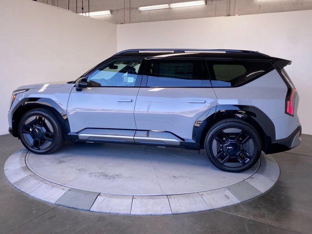 New 2026 Kia EV9 GT-Line SUV