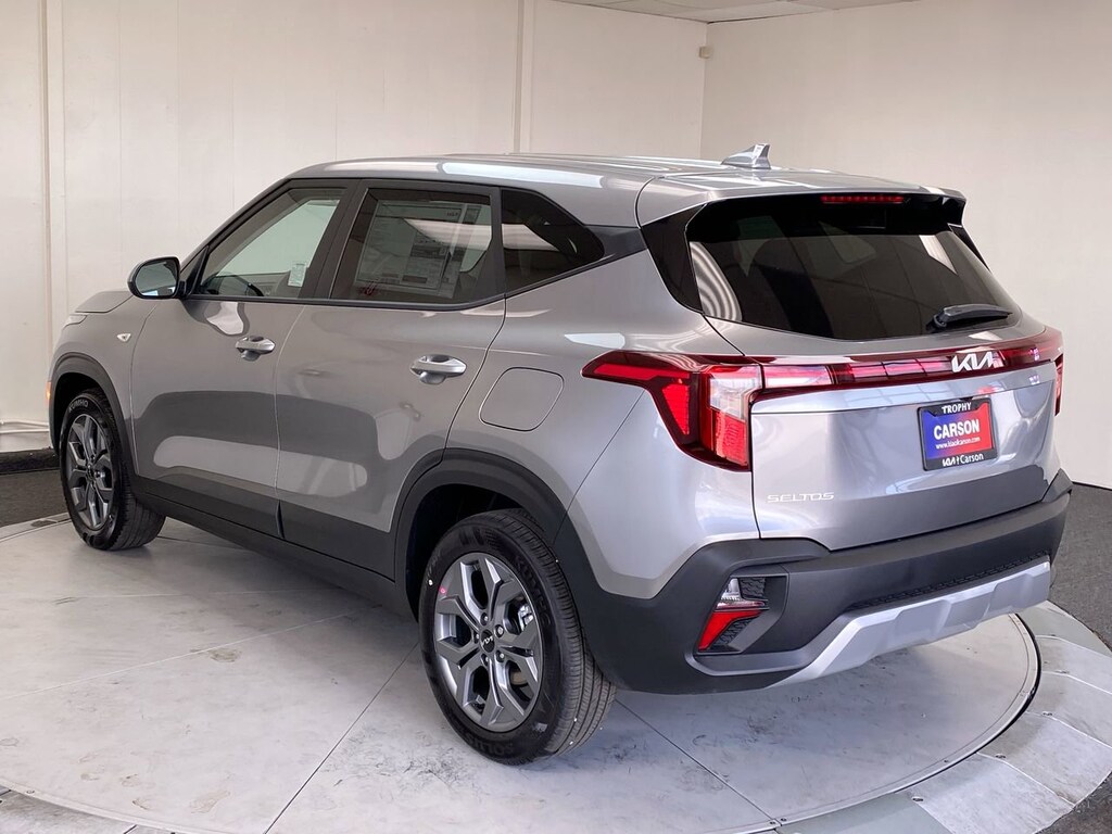 New 2026 Kia Seltos LX SUV