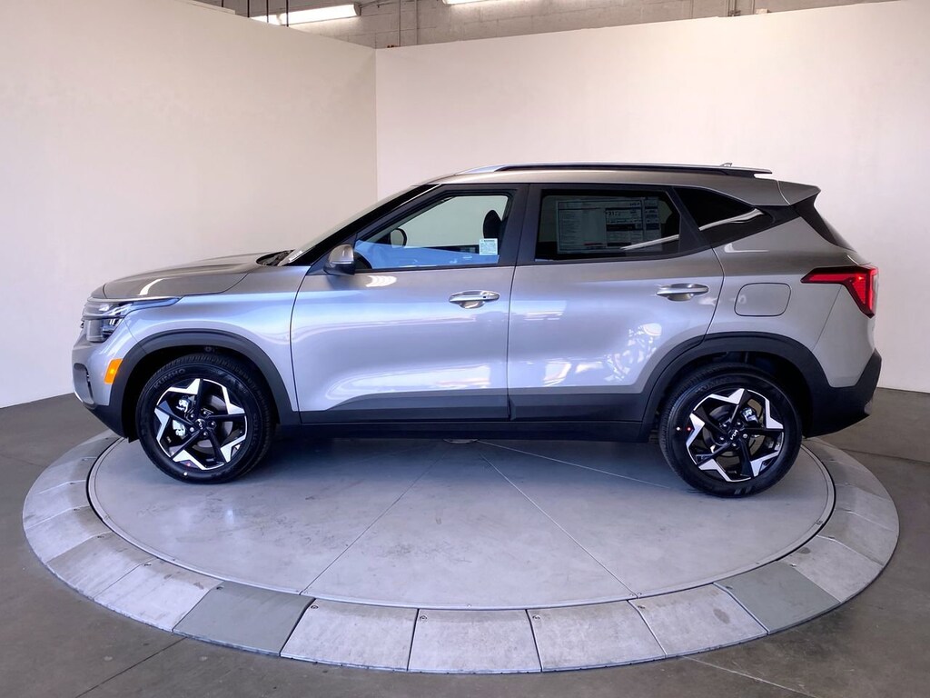 New 2026 Kia Seltos S SUV