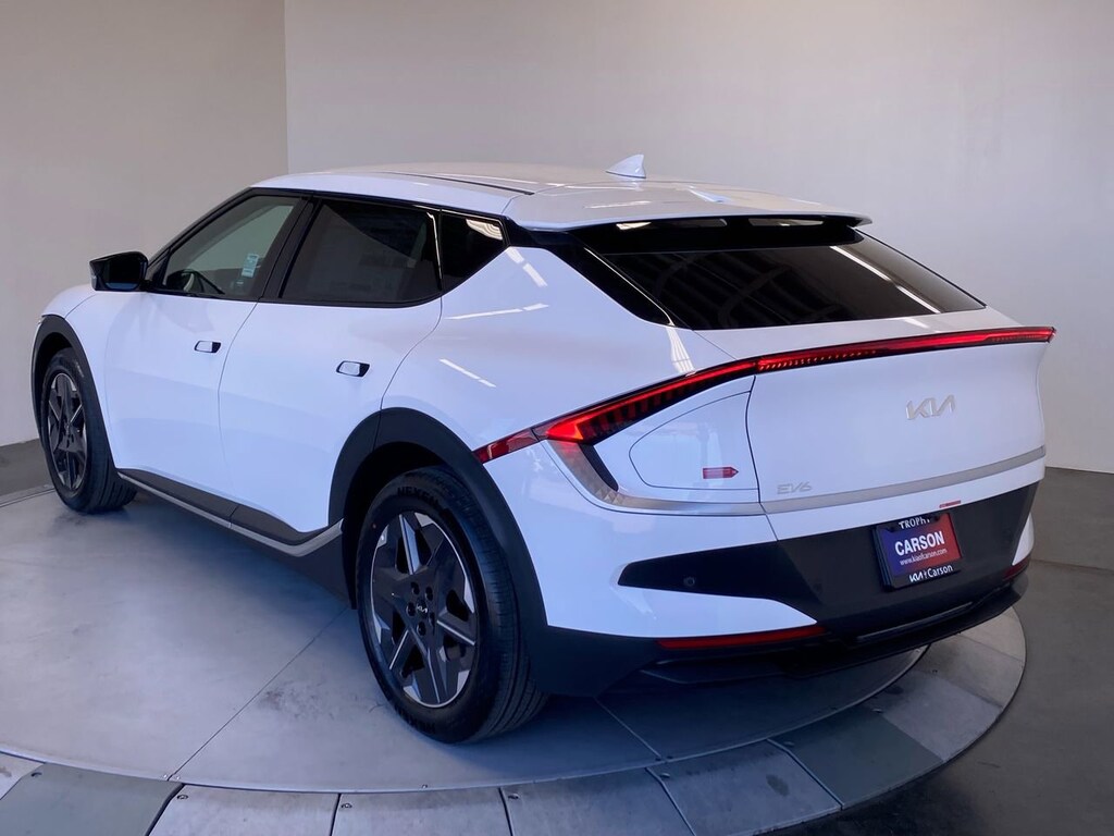 New 2026 Kia EV6 Light Long Range SUV