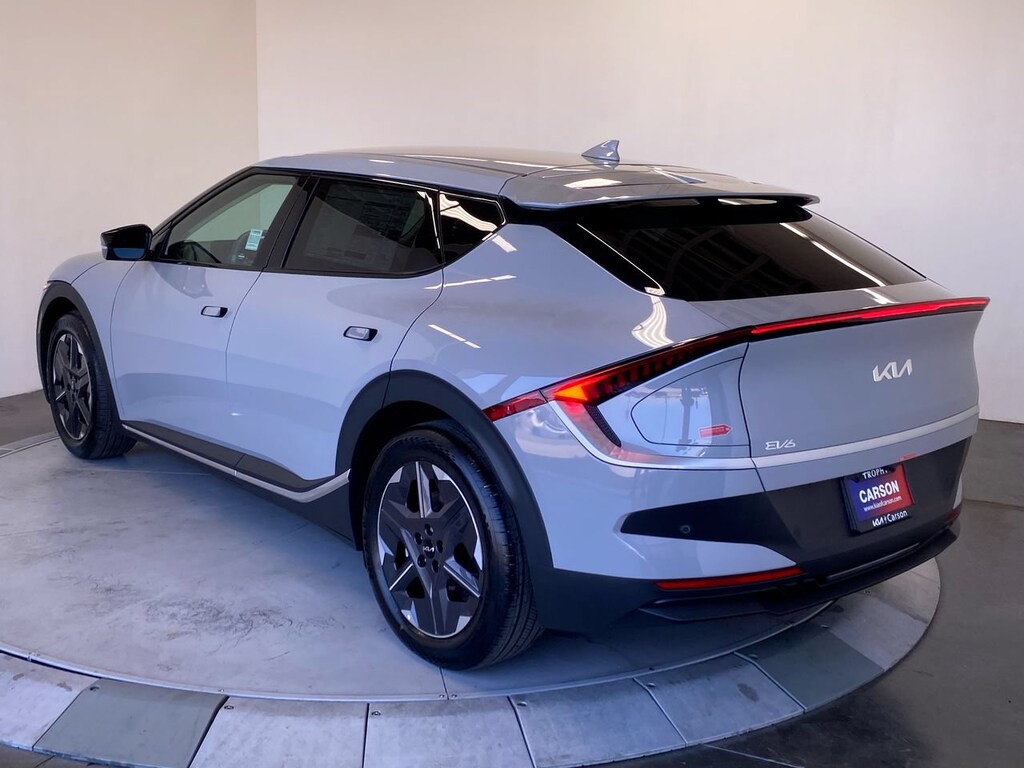 New 2026 Kia EV6 Light Long Range SUV