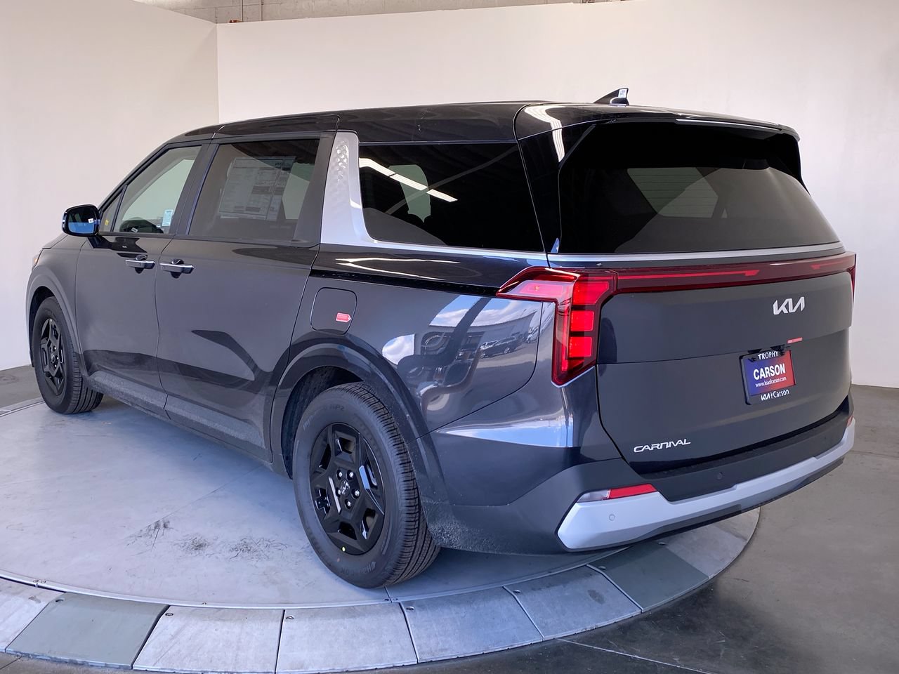 New 2027 Kia Carnival LXS Van Passenger Van