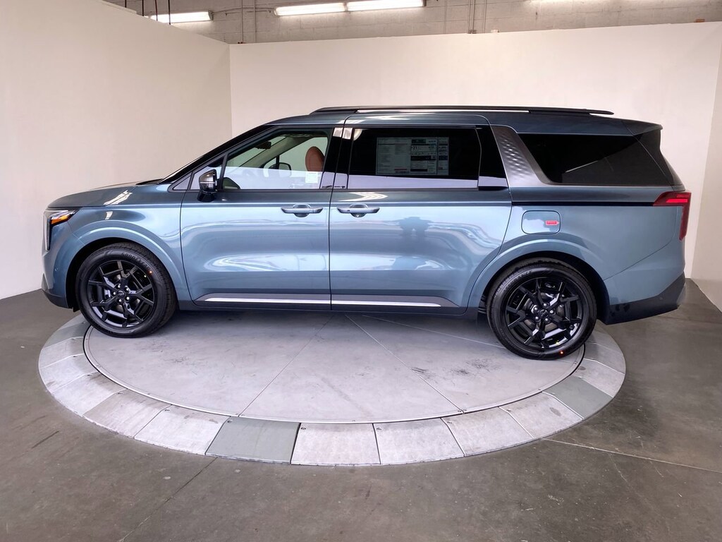 New 2026 Kia Carnival SX Prestige Van Passenger Van