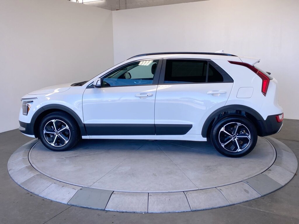 Certified 2025 Kia Niro EX EX FWD