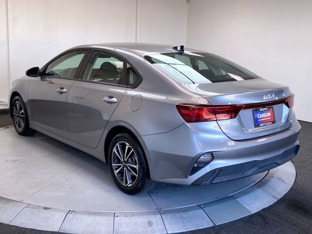 Certified 2024 Kia Forte LXS LXS IVT