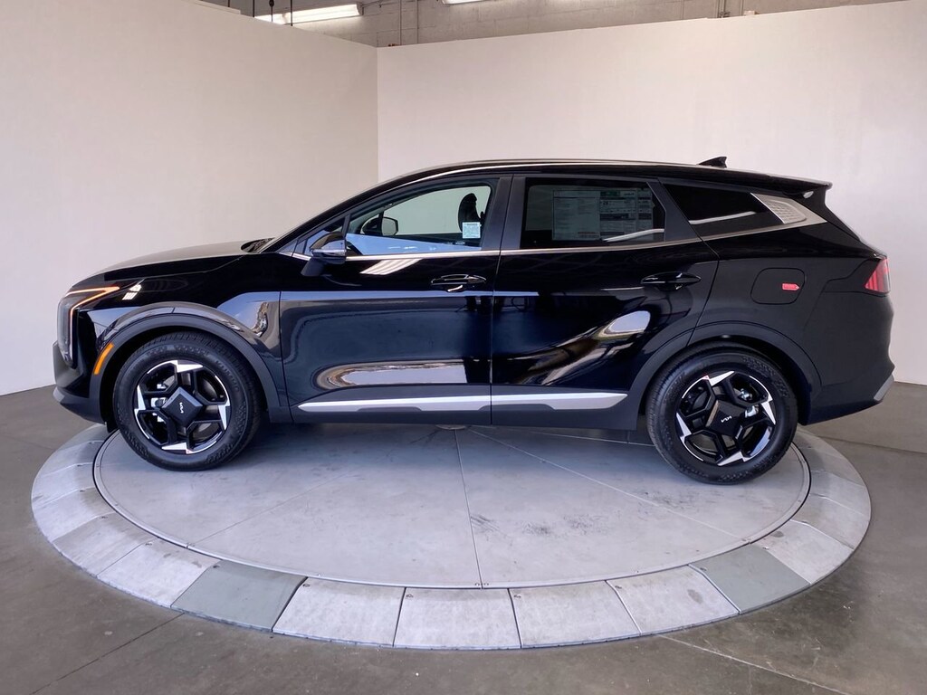 New 2026 Kia Sportage EX SUV