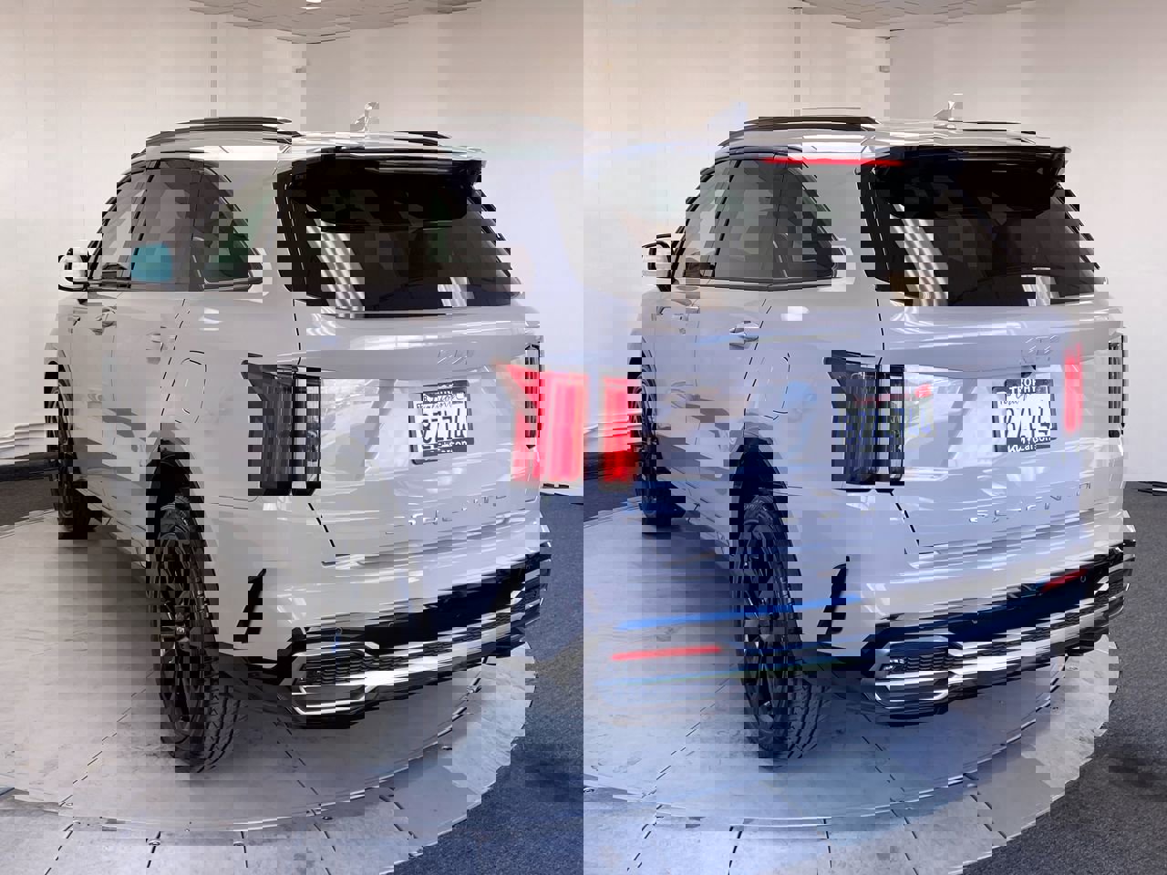 2022 Kia Sorento SX photo 2