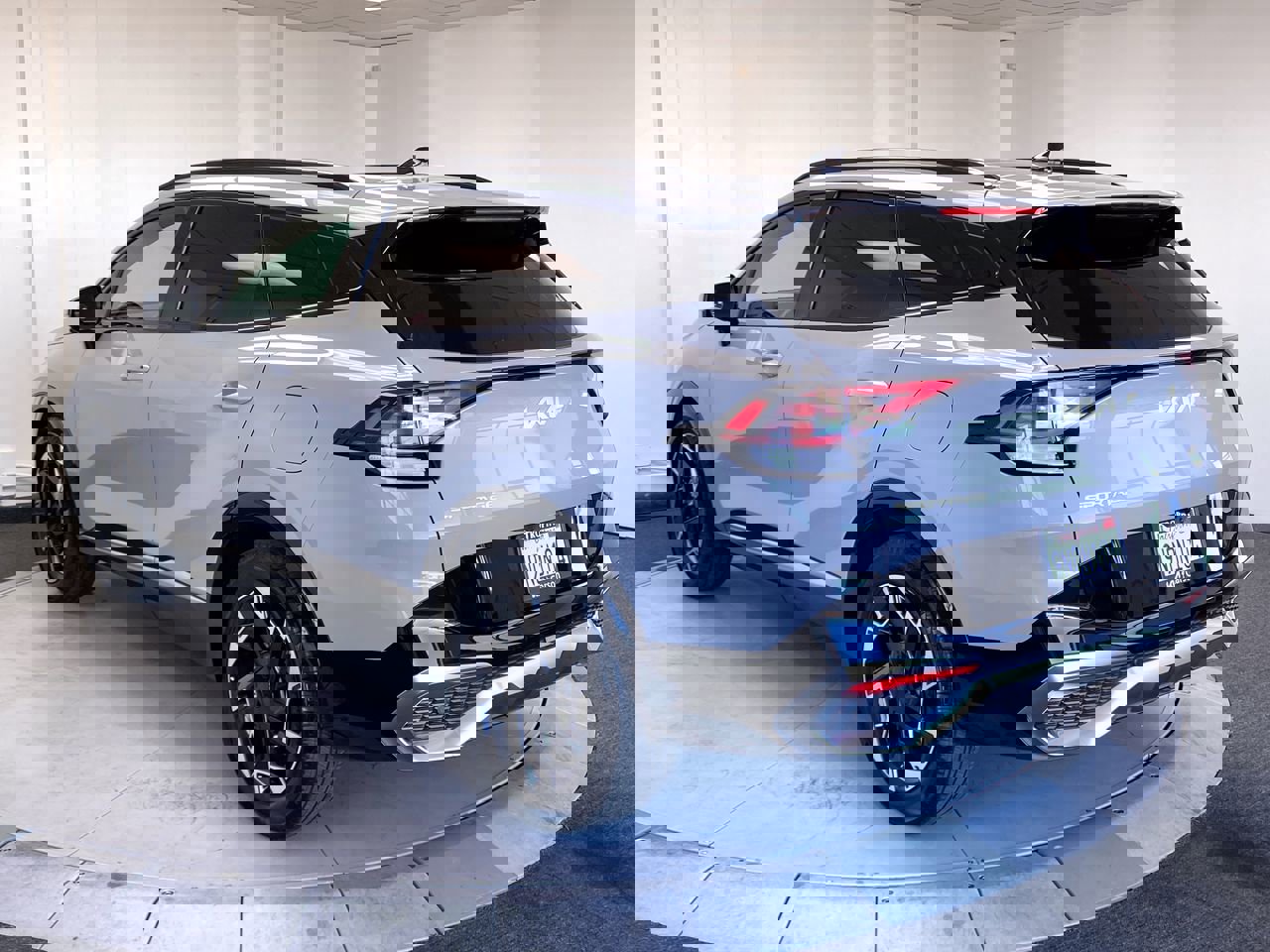 2024 Kia Sportage photo 3