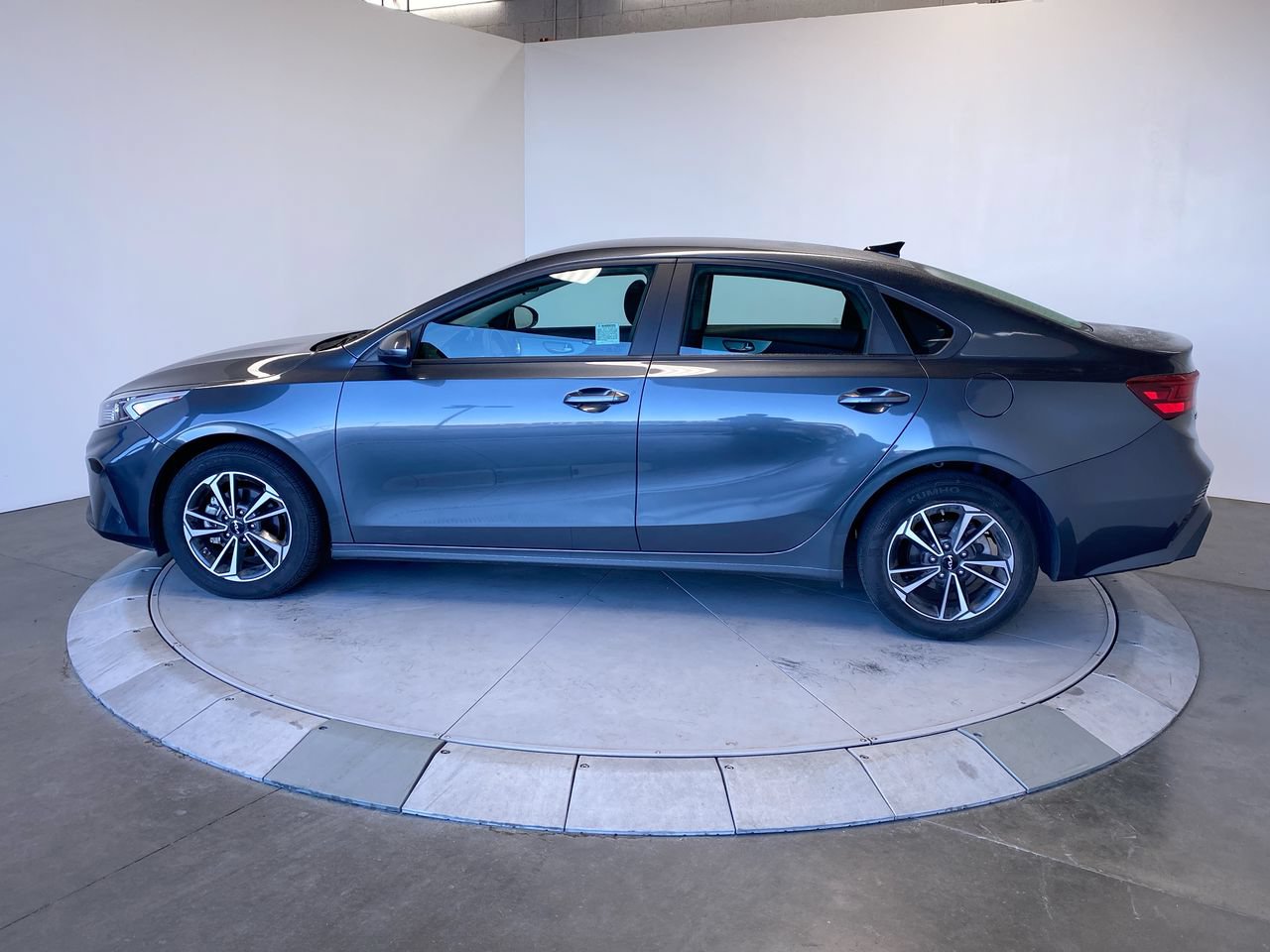 Certified 2024 Kia Forte LXS LXS IVT