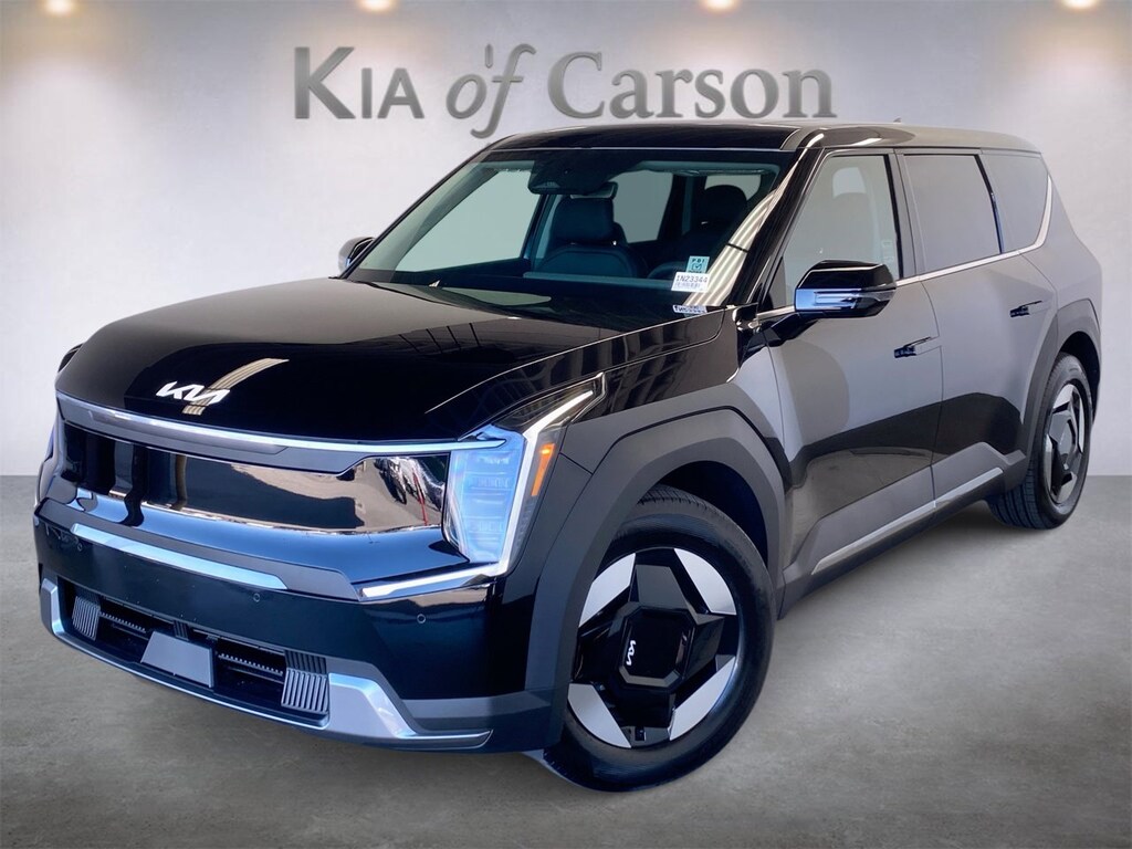 New 2026 Kia EV9 Light Long Range SUV