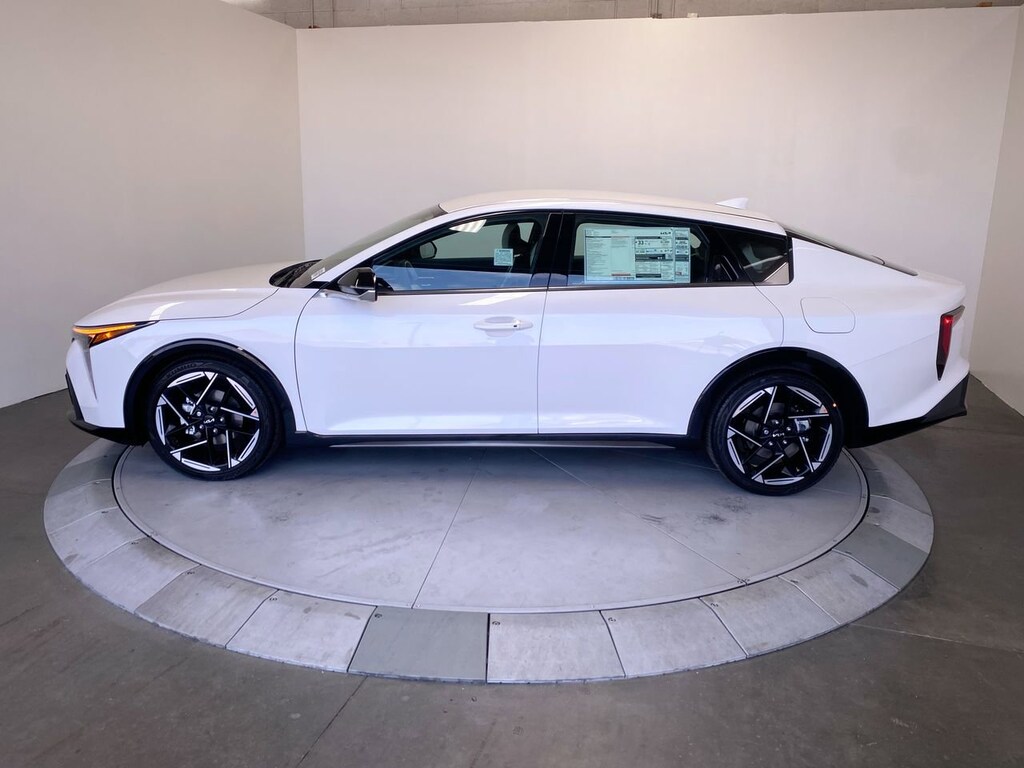 New 2026 Kia K4 GT-Line Sedan