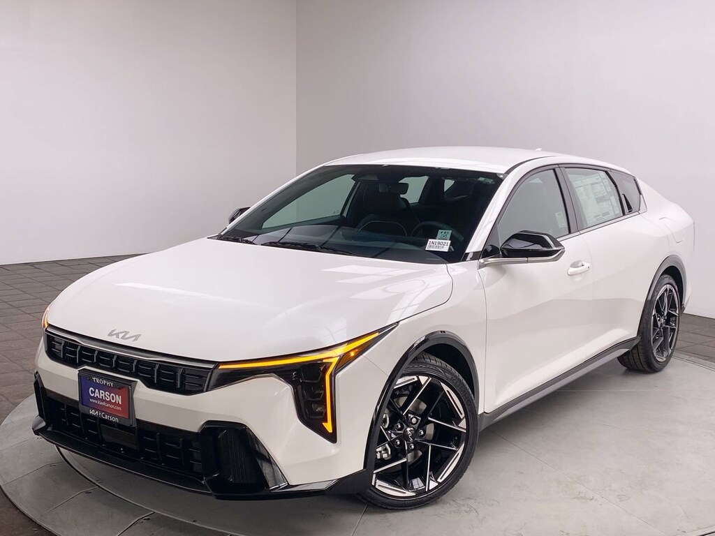 New 2026 Kia K4 GT-Line Sedan
