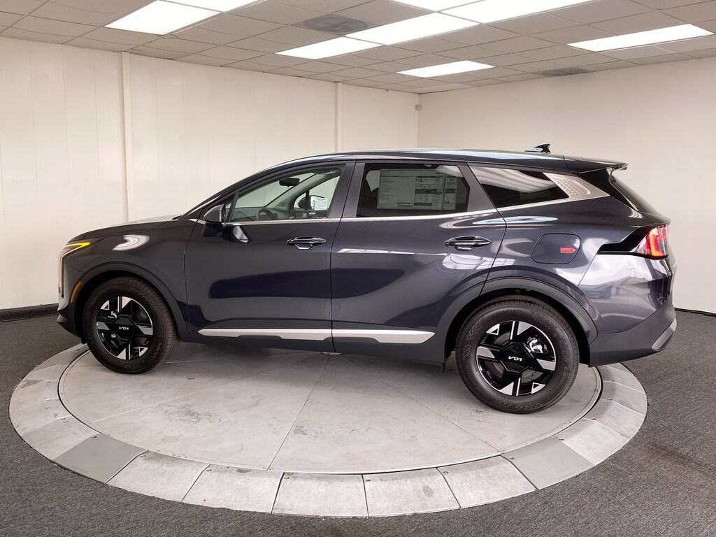 New 2026 Kia Sportage LX SUV