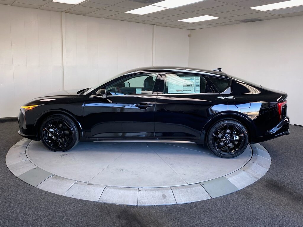 New 2025 Kia K4 GT-Line Turbo Sedan