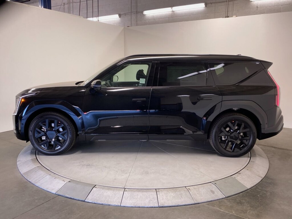 New 2026 Kia EV9 Land SUV