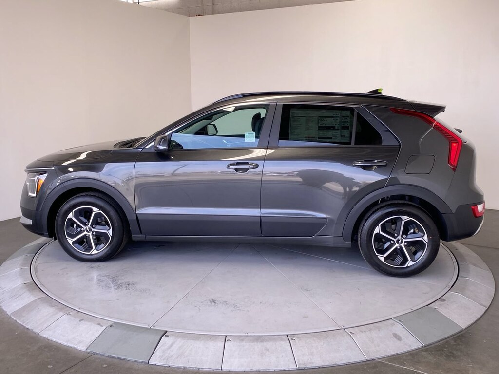 New 2026 Kia Niro EX SUV