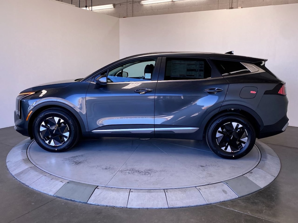 New 2027 Kia Sportage Hybrid LX SUV