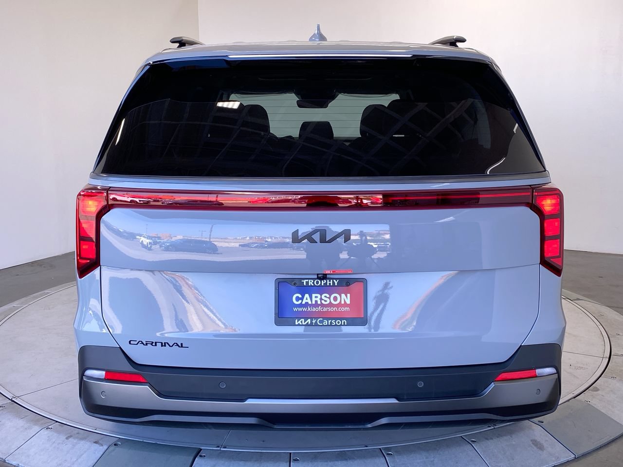 New 2027 Kia Carnival SX Van Passenger Van