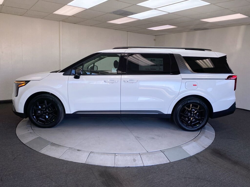 New 2026 Kia Carnival Hybrid SX Prestige Van Passenger Van