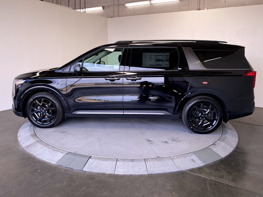New 2027 Kia Carnival SX Van Passenger Van