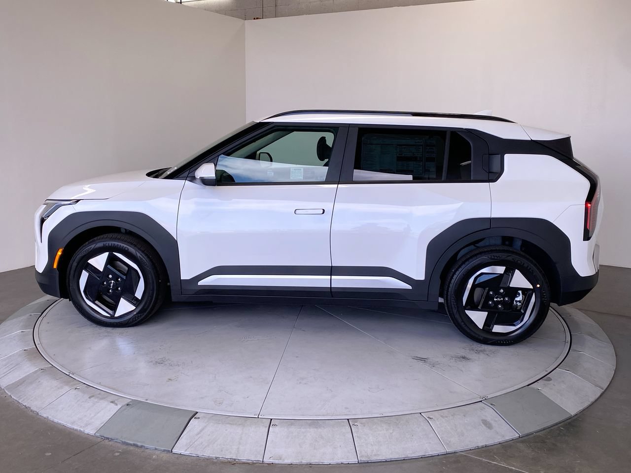 New 2027 Kia EV3 Wind SUV