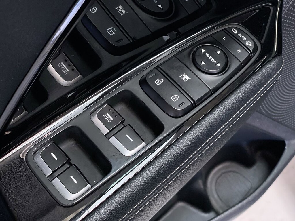 Used 2022 Kia Niro Touring SE Touring SE FWD