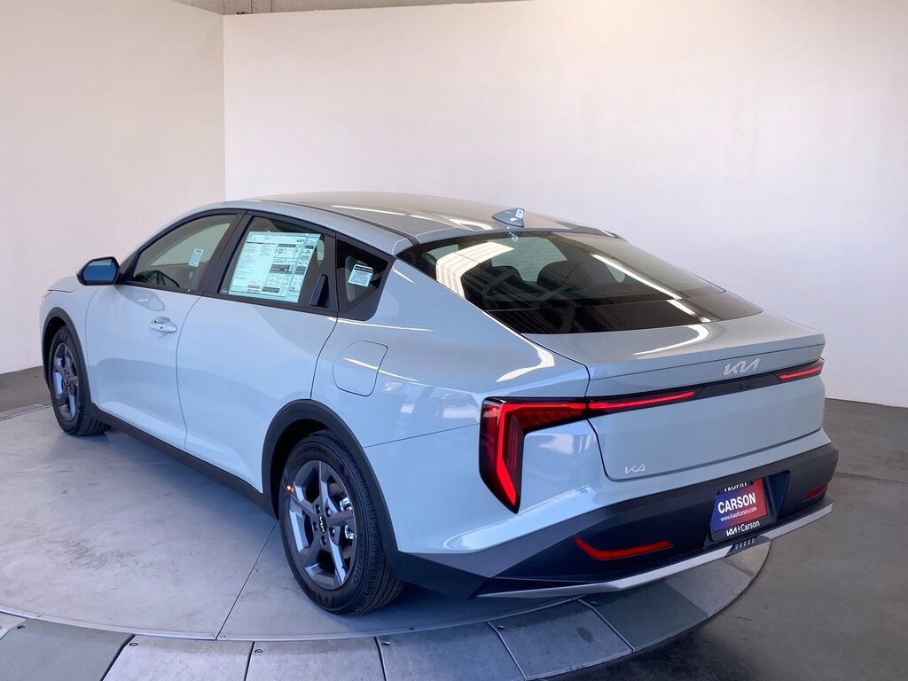 New 2026 Kia K4 LXS Sedan