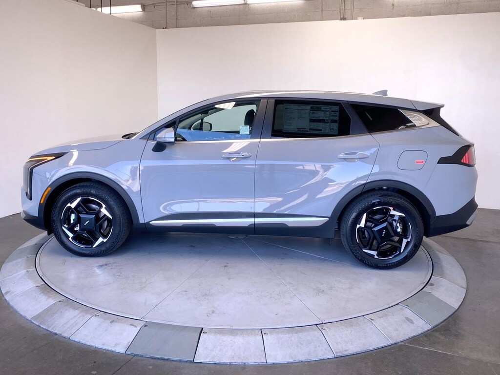 New 2026 Kia Sportage EX SUV