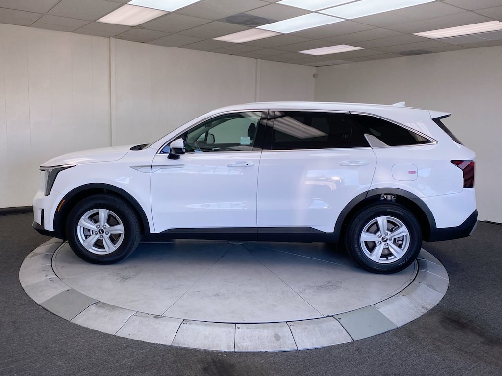Certified 2025 Kia Sorento LX LX FWD
