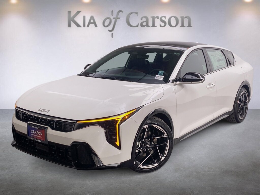 New 2025 Kia K4 GT-Line Sedan