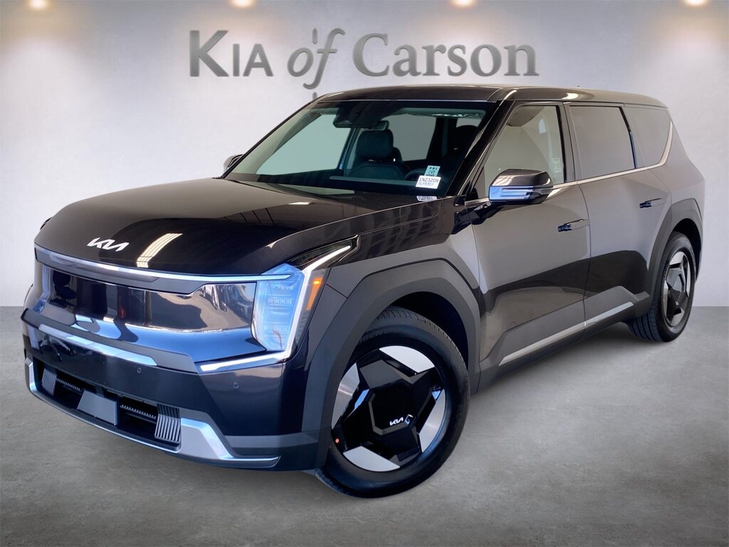 New 2026 Kia EV9 Light Long Range SUV