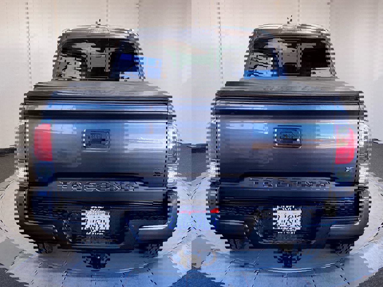2022 Toyota Tacoma TRD Sport photo 4