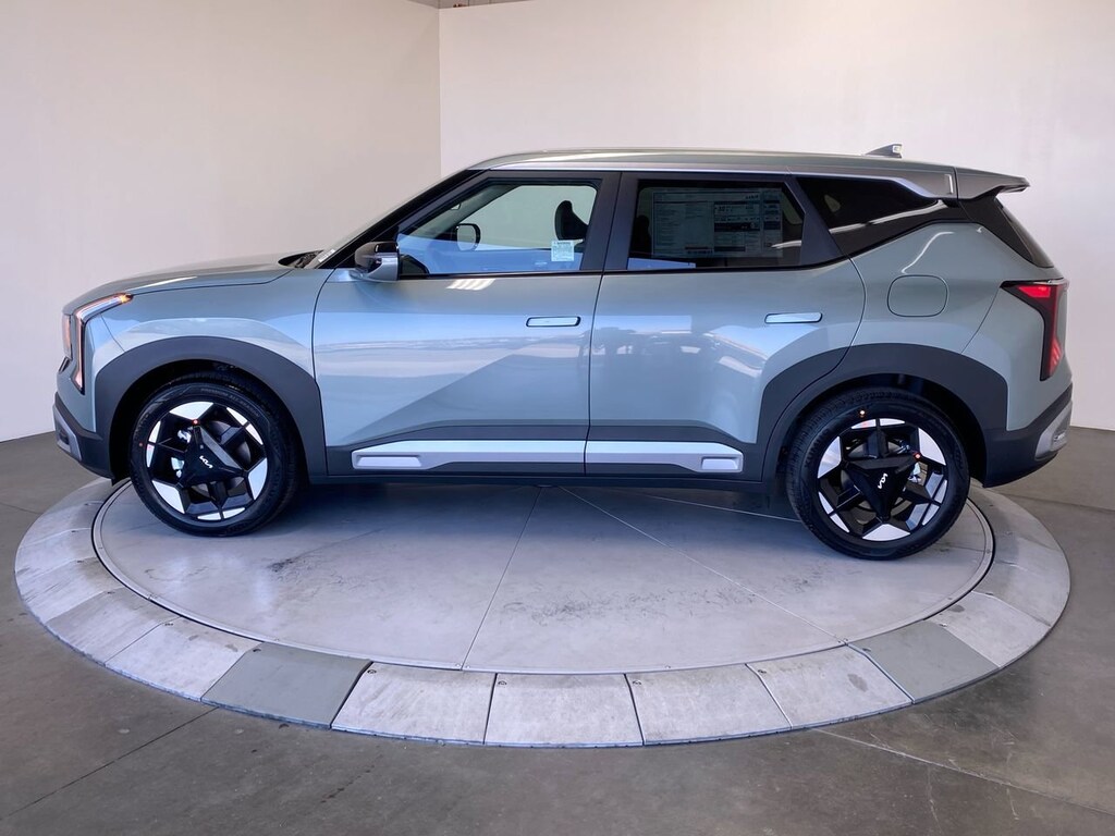 New 2027 Kia Seltos S SUV